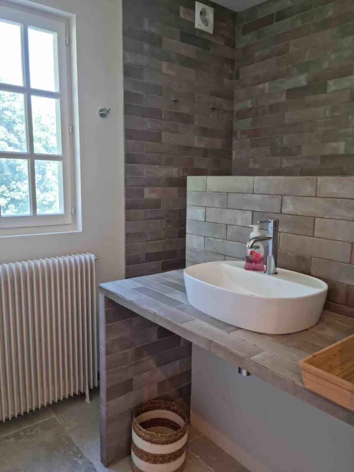 Maison Renovee - Jacuzzi Et Cheminee Saint-Samson-de-la-Roque Exterior photo