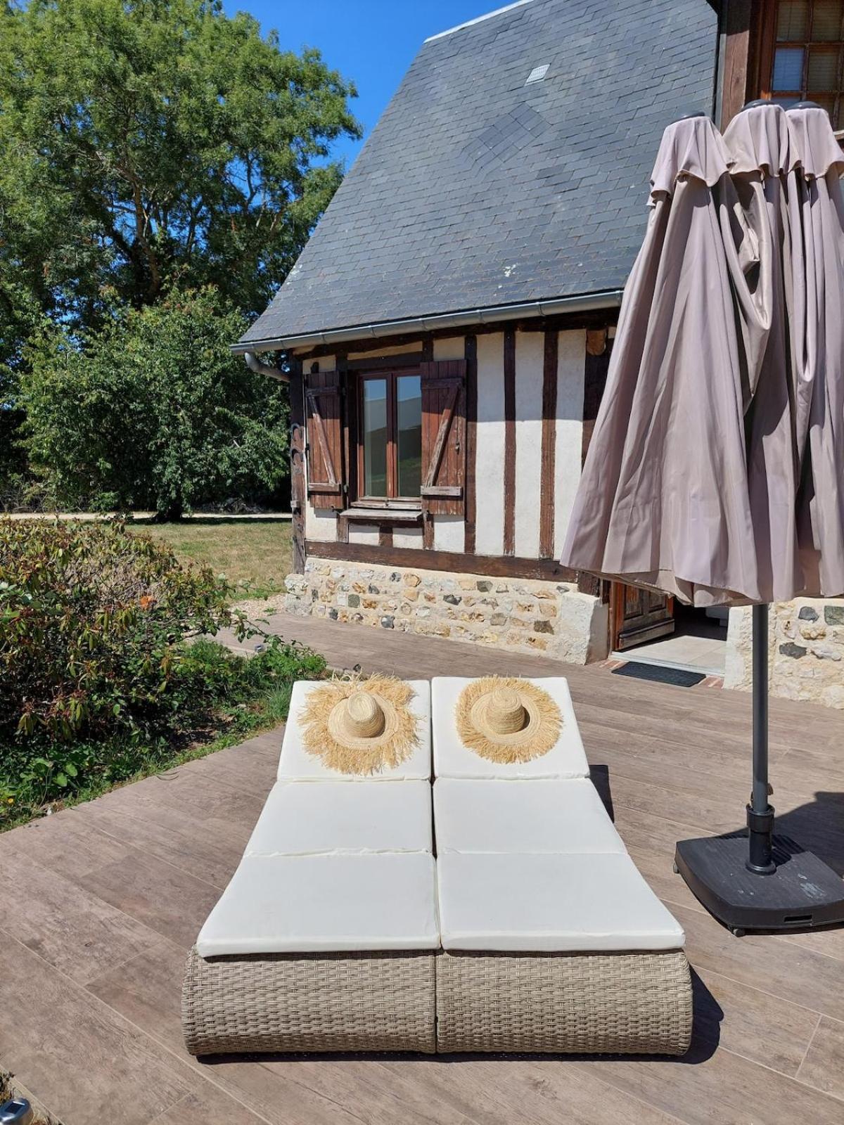 Maison Renovee - Jacuzzi Et Cheminee Saint-Samson-de-la-Roque Exterior photo