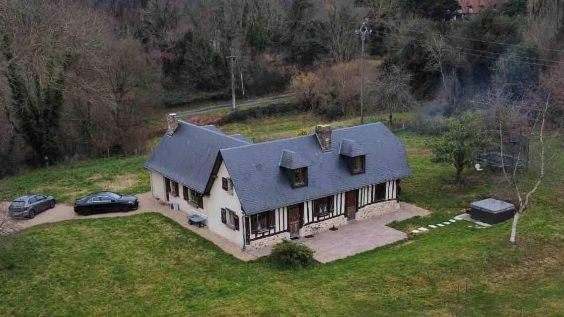Maison Renovee - Jacuzzi Et Cheminee Saint-Samson-de-la-Roque Exterior photo